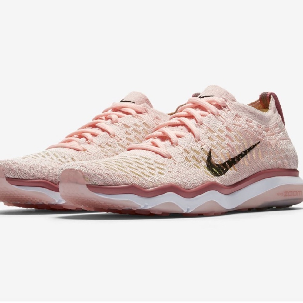 Nike Air Zoom Flyknit Sneakers